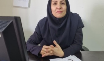 این کتاب به مخاطبان سواد ارتباطی می‌دهد