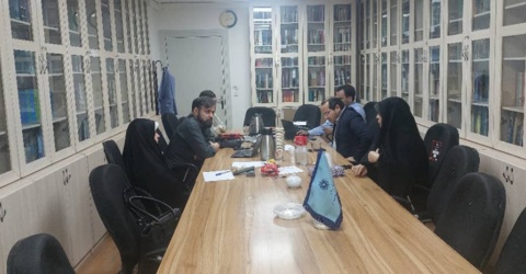 در سومین نشست گروه اقتصاد شورای بررسی متون در سال ۱۴۰۴