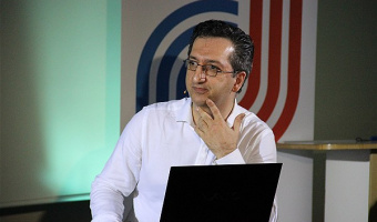 مرور دیدگاه های دکتر محمد مالجو :