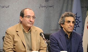 نقد کتاب مبانی و دستور خط فارسی شکسته براساس صد سال آثار داستانی ونمایش /ناقدان: دکتر مصطفی عاصی، دکتر بهروز محمودی بختیاری، دکتر سید مهدی سمایی، دکتر سیروس نصرالله زاده، مولف کتاب: دکتر امید طبیب زاده،  ۳ دی ماه ۹۸