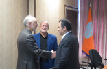 بازدید دکتر صالحی، رئیس سازمان انرژی اتمی از پژوهشکده دانشنامه نگاری